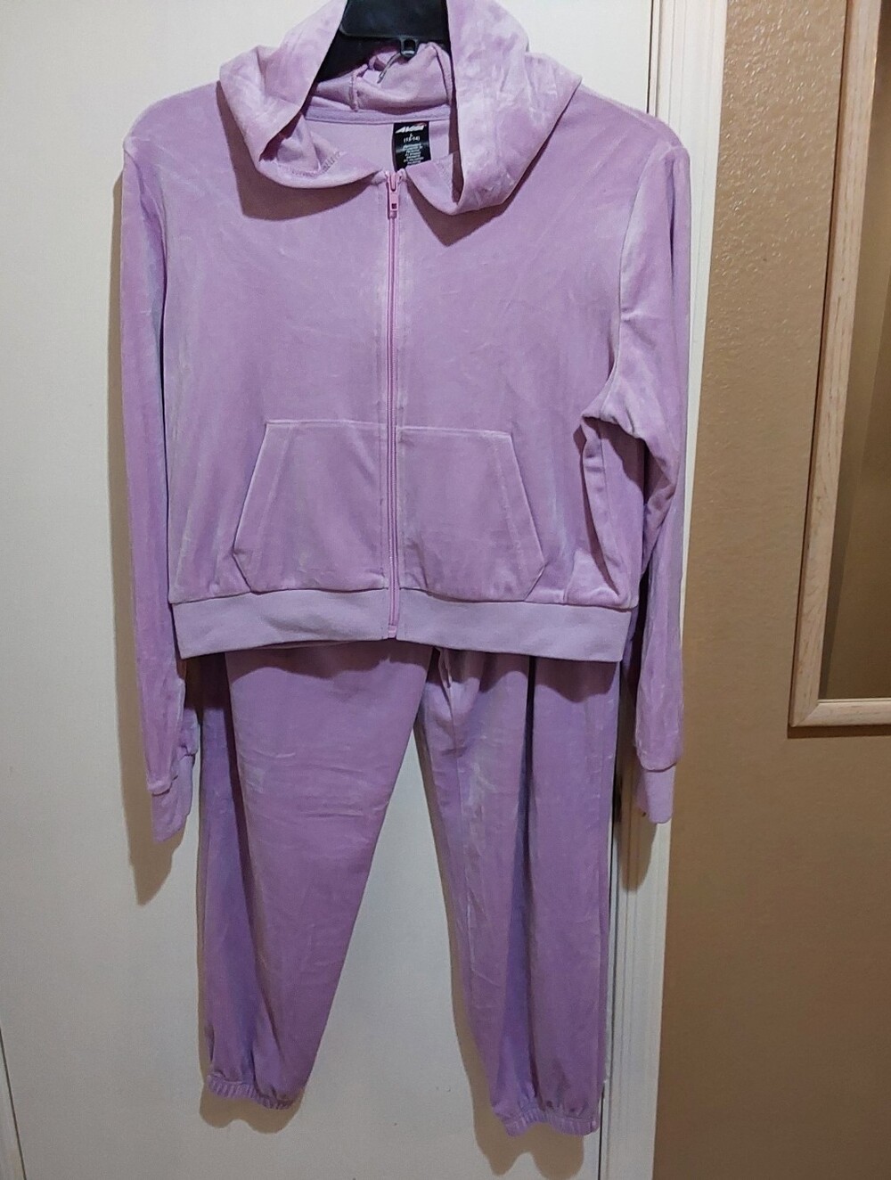 🌺 NEW Avia Lavender Velour Zip Hoodie & Jogger Pants Set